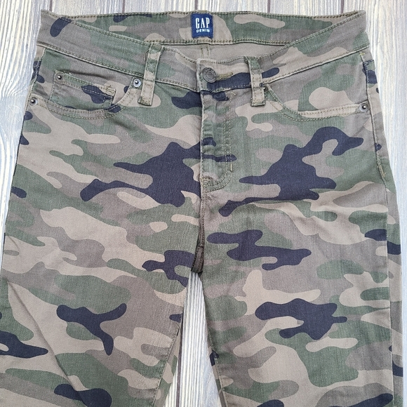 GAP Camo Skinny Jeans - Picture 2 of 7
